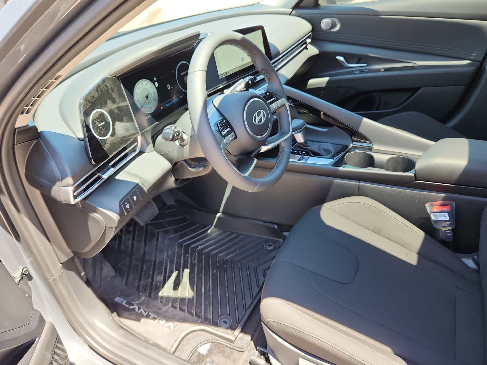 new 2025 Hyundai Elantra car, priced at $26,590