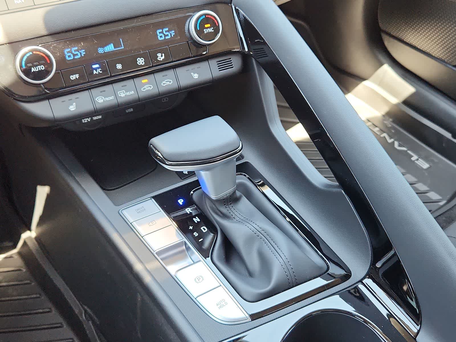 new 2025 Hyundai Elantra car, priced at $26,590