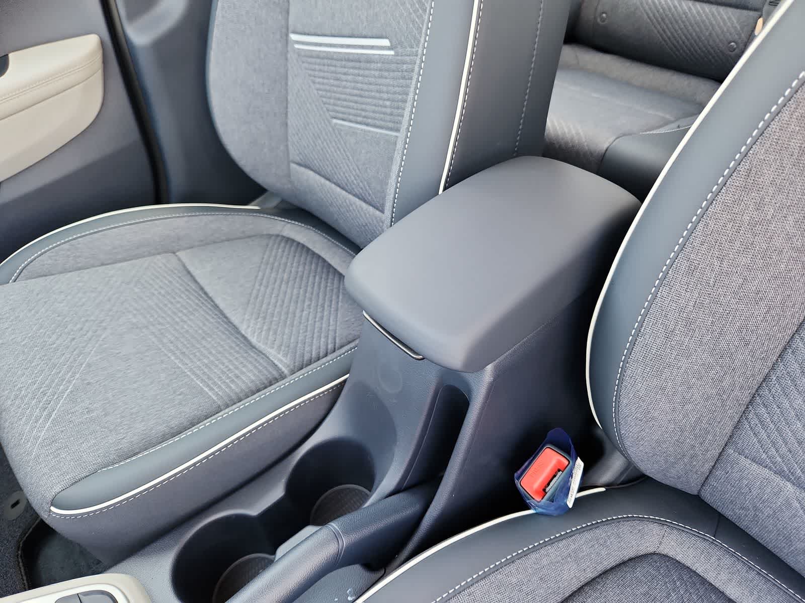 new 2025 Hyundai Venue car, priced at $25,545