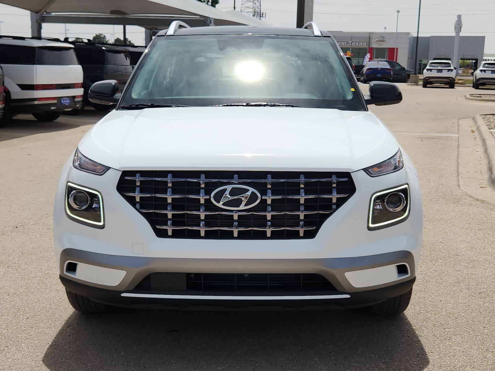 new 2025 Hyundai Venue car, priced at $25,550