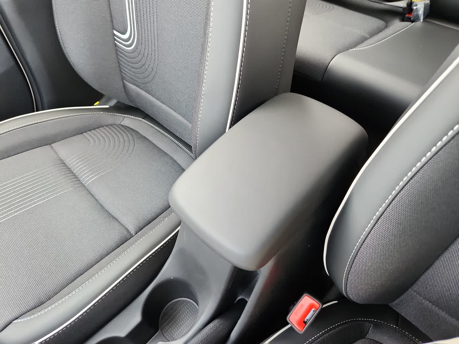 new 2025 Hyundai Venue car, priced at $25,550