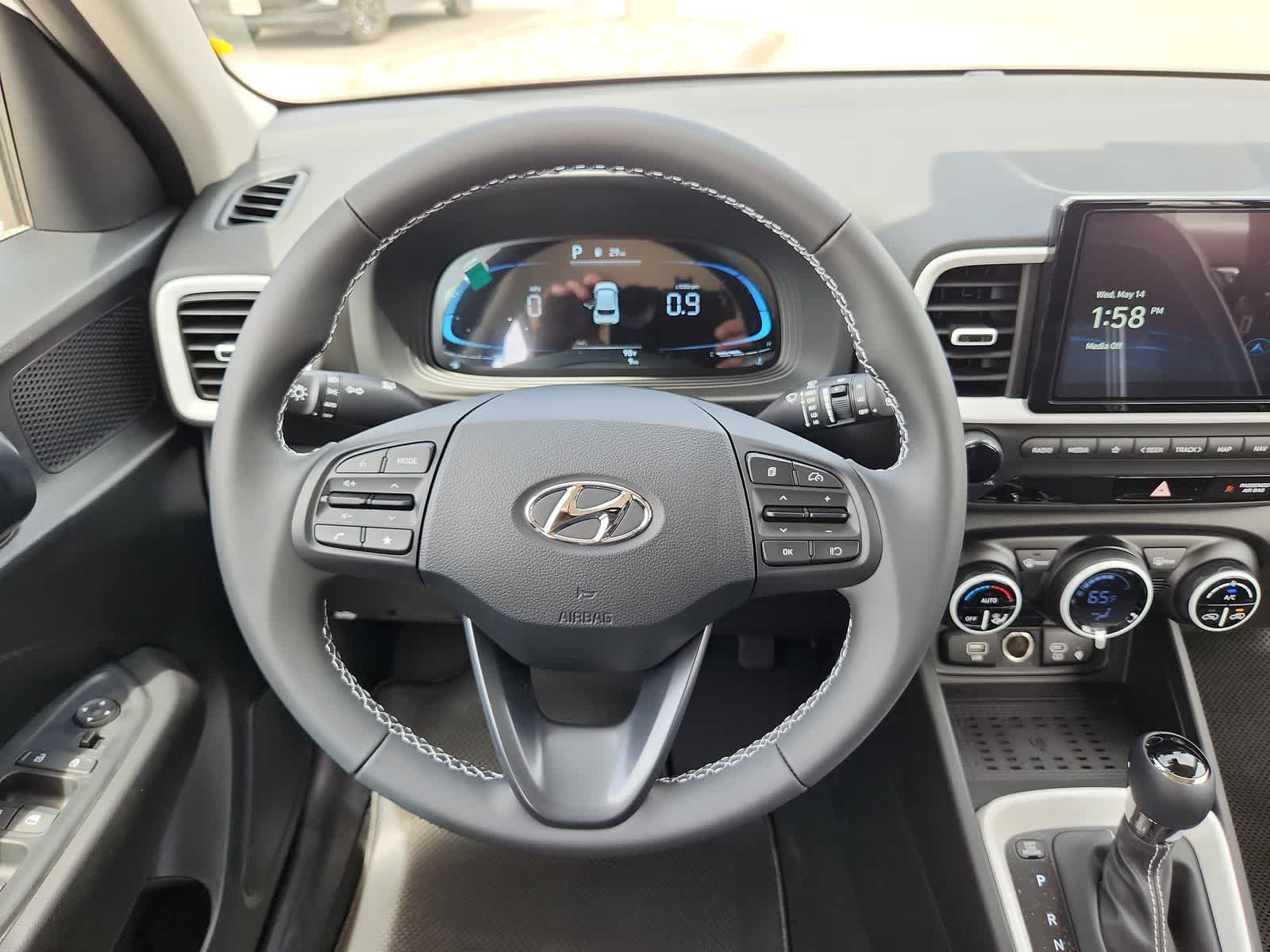 new 2025 Hyundai Venue car, priced at $25,550