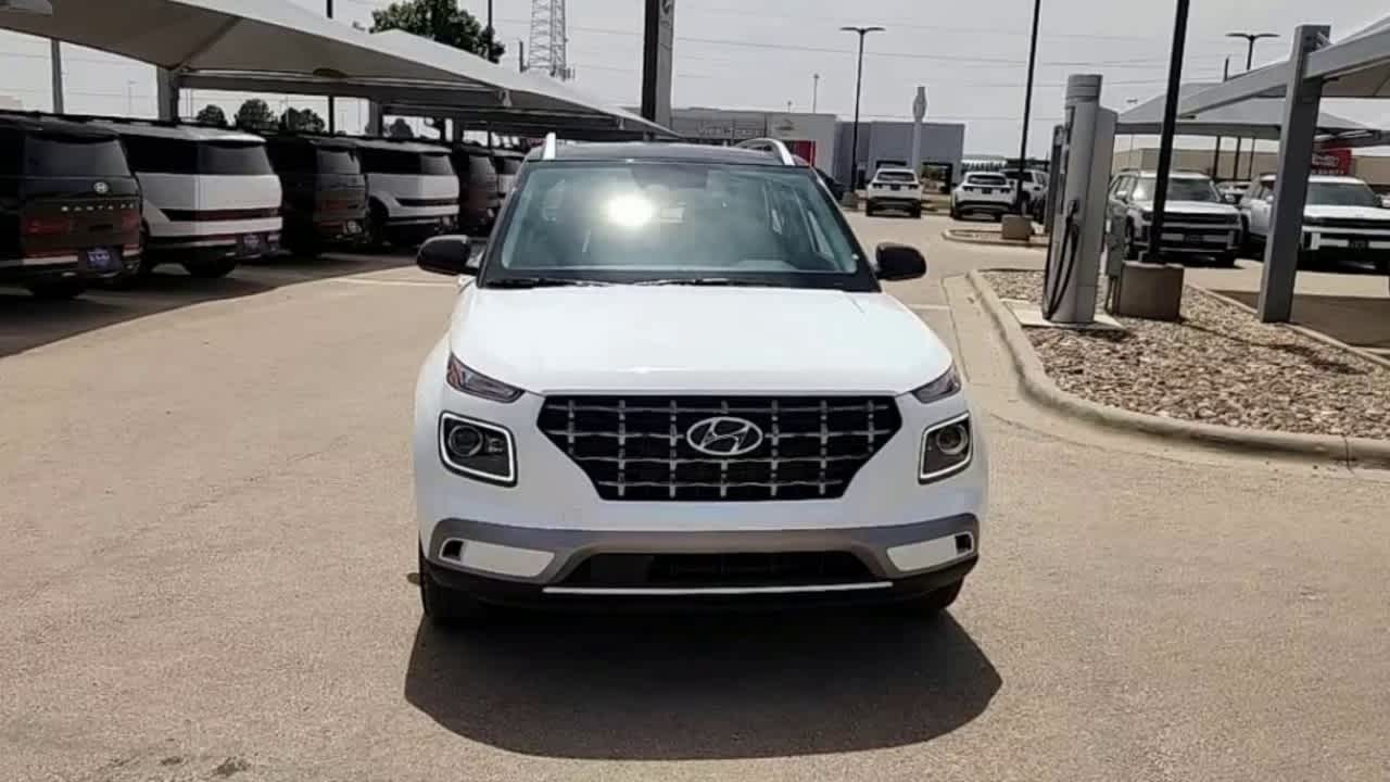new 2025 Hyundai Venue car, priced at $25,550