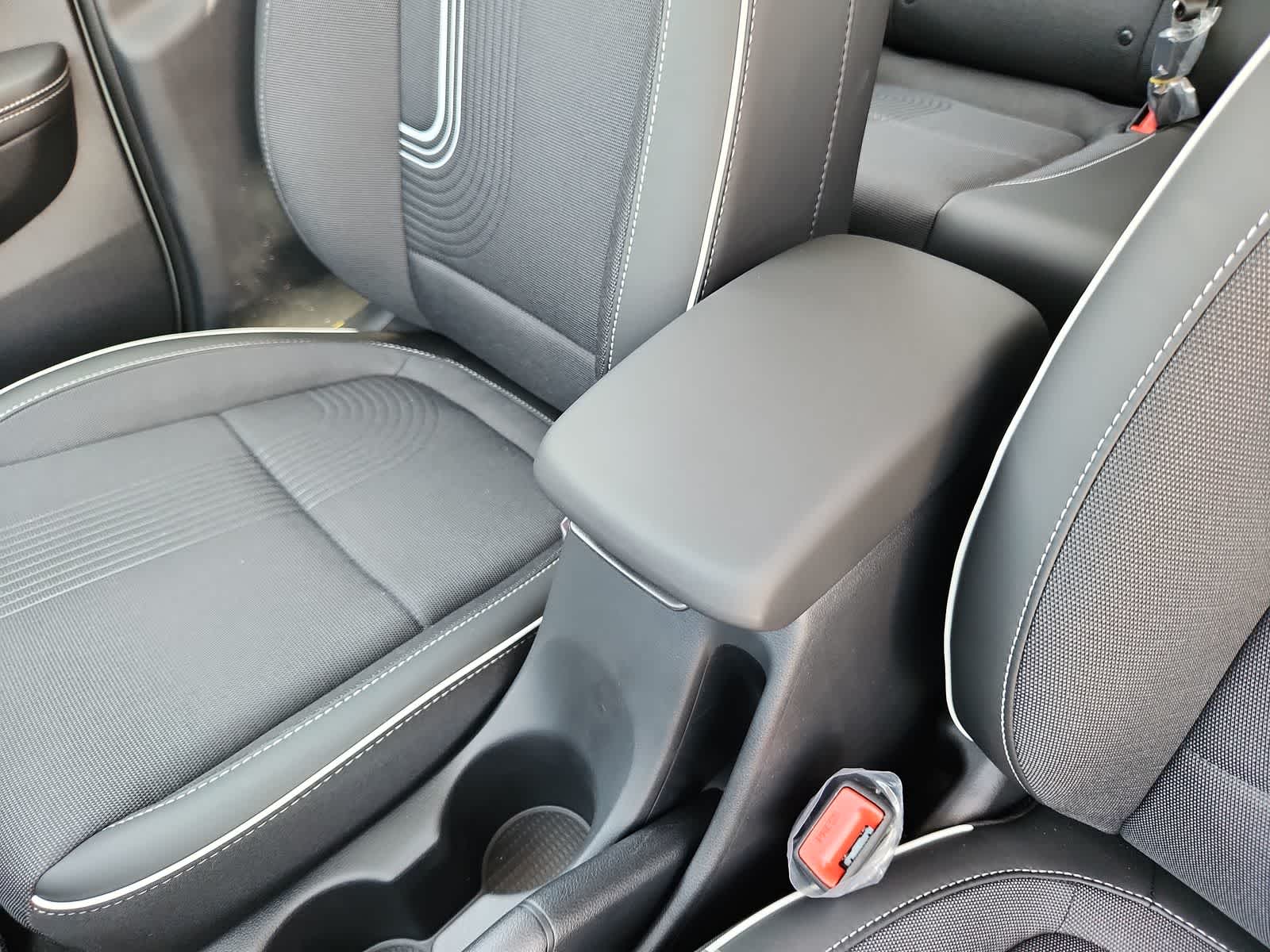 new 2025 Hyundai Venue car, priced at $25,545