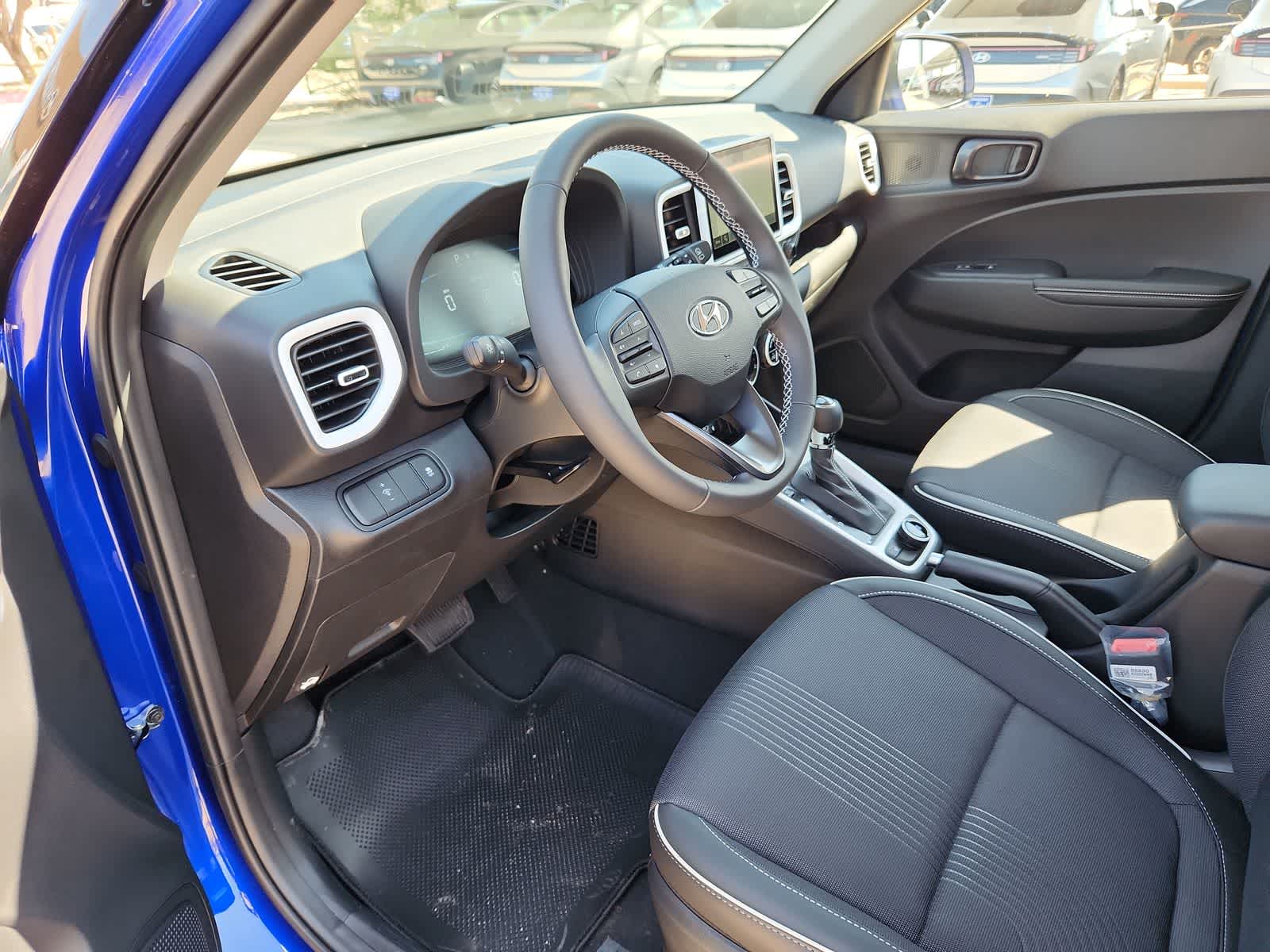 new 2025 Hyundai Venue car, priced at $25,565