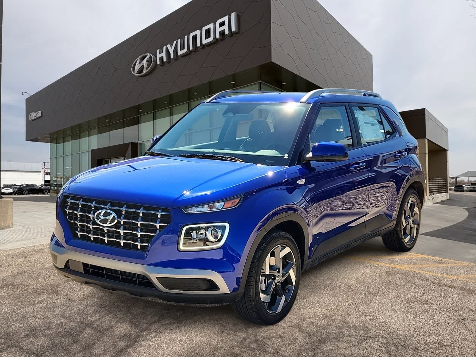 new 2025 Hyundai Venue car, priced at $25,565