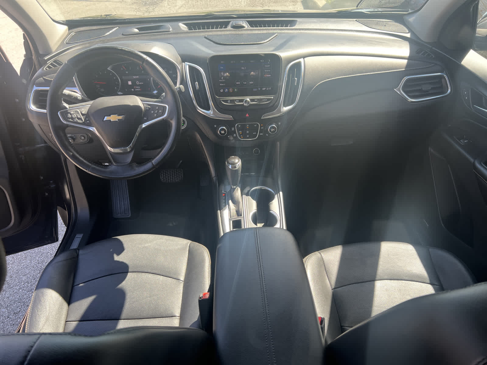 used 2020 Chevrolet Equinox car, priced at $26,901