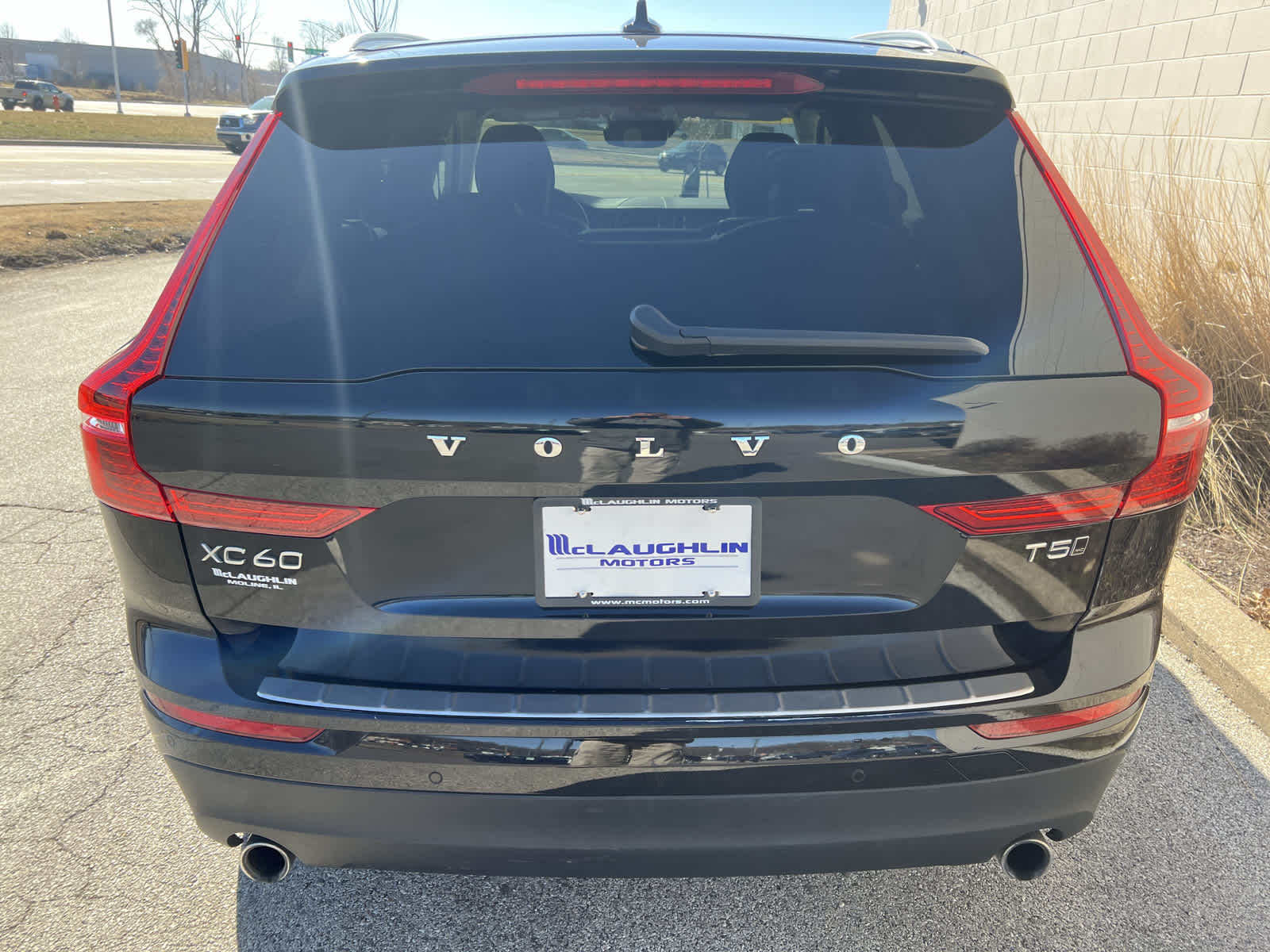 used 2021 Volvo XC60 car, priced at $34,901