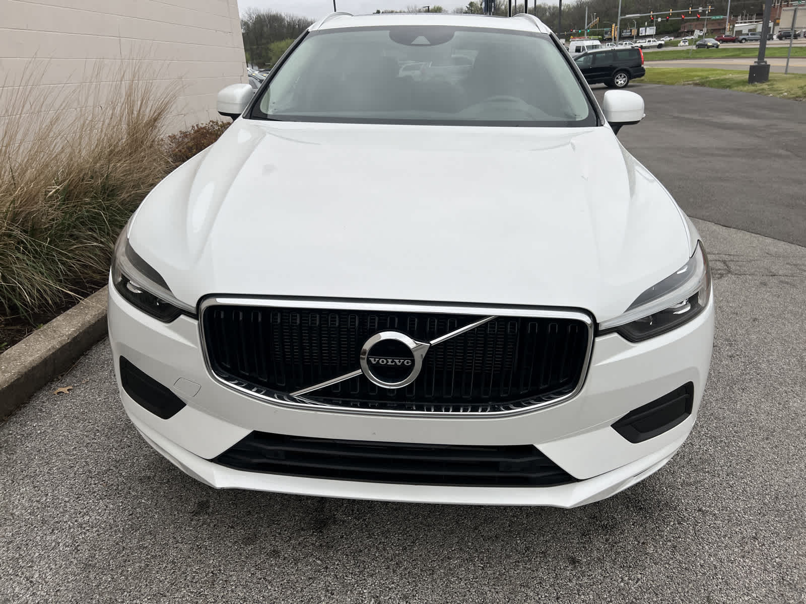 used 2021 Volvo XC60 car, priced at $35,901