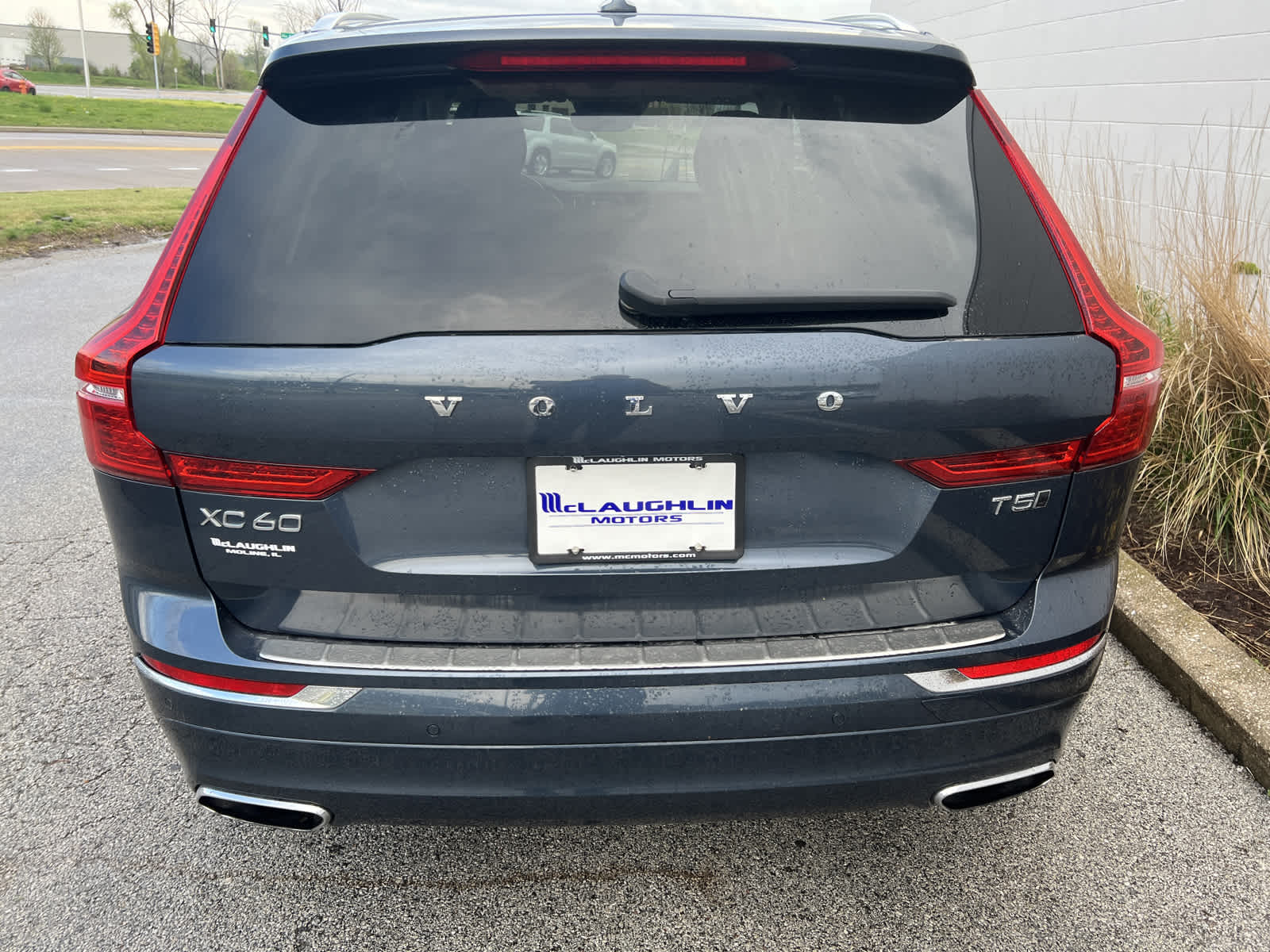 used 2021 Volvo XC60 car, priced at $39,901