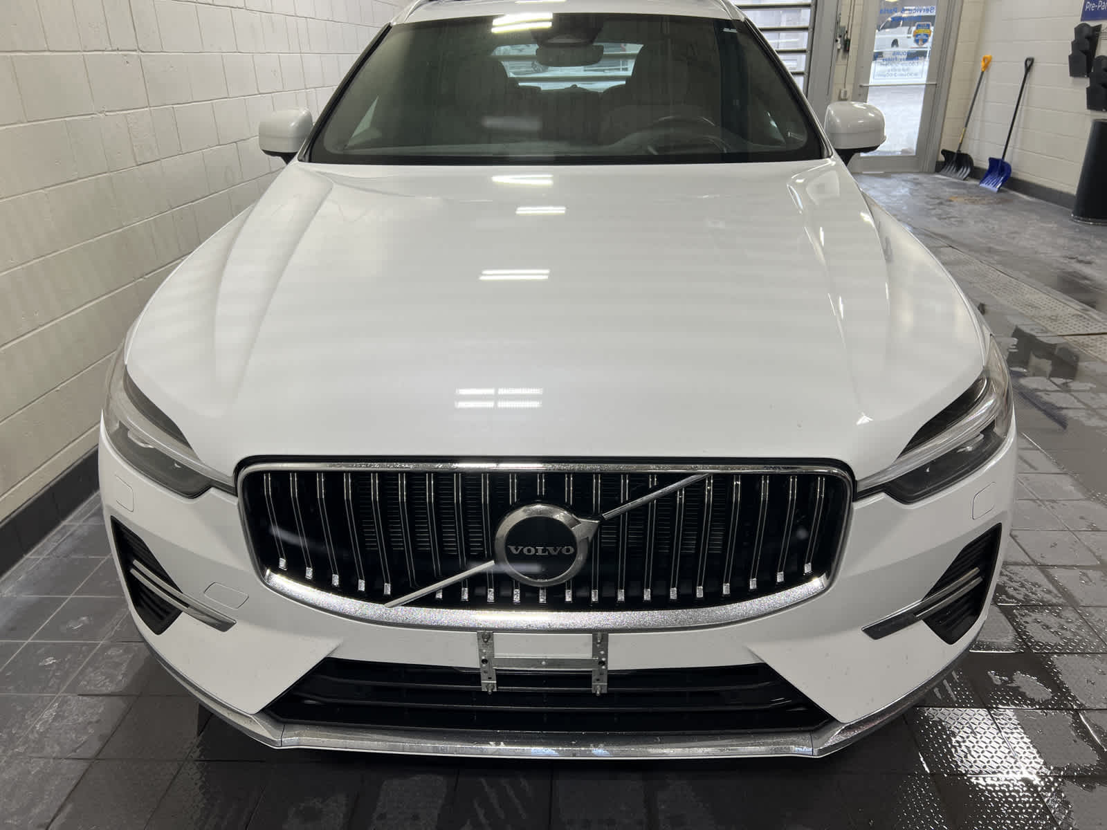 used 2022 Volvo XC60 Recharge Plug-In Hybrid car, priced at $45,901