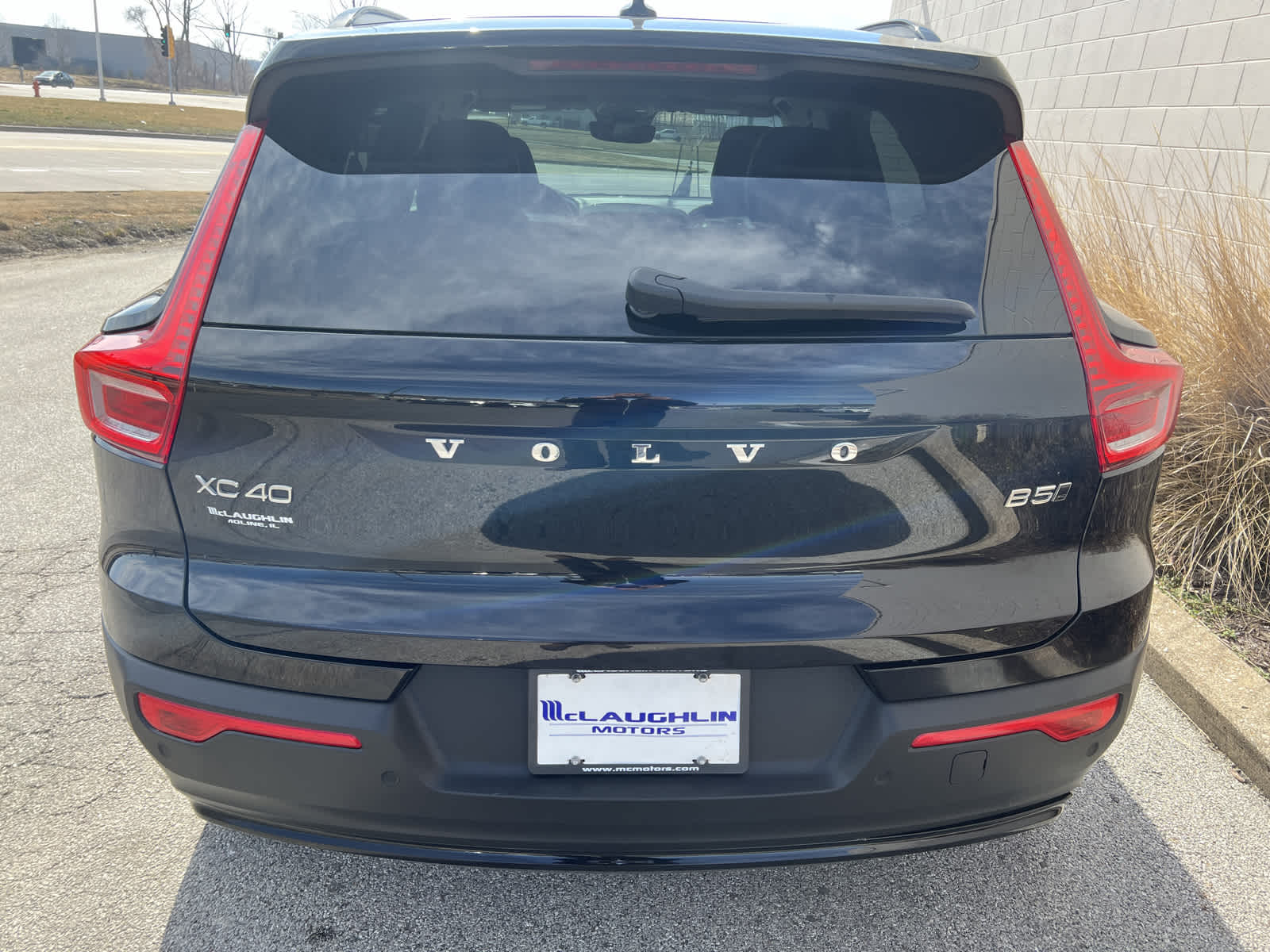 used 2023 Volvo XC40 car, priced at $41,901