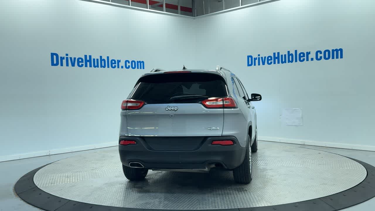 used 2015 Jeep Cherokee car, priced at $5,777