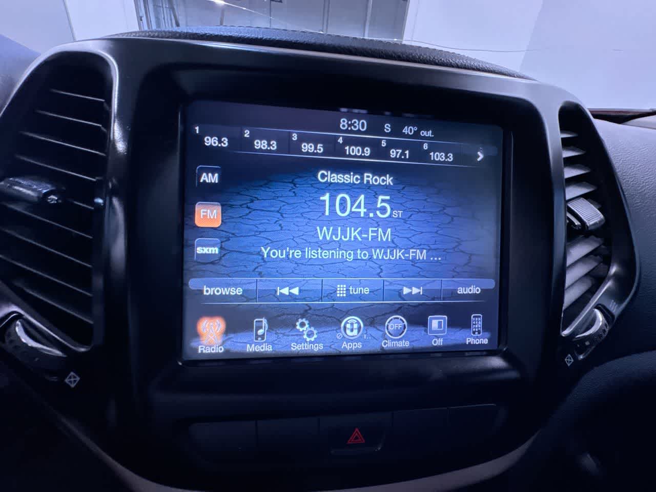 used 2015 Jeep Cherokee car, priced at $5,777