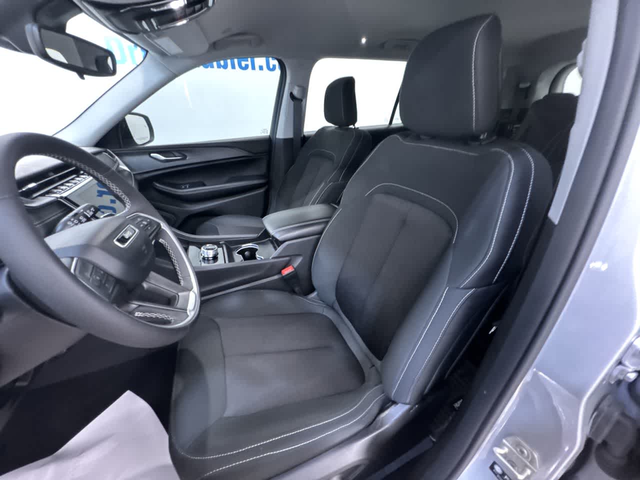 used 2024 Jeep Grand Cherokee L car, priced at $32,777