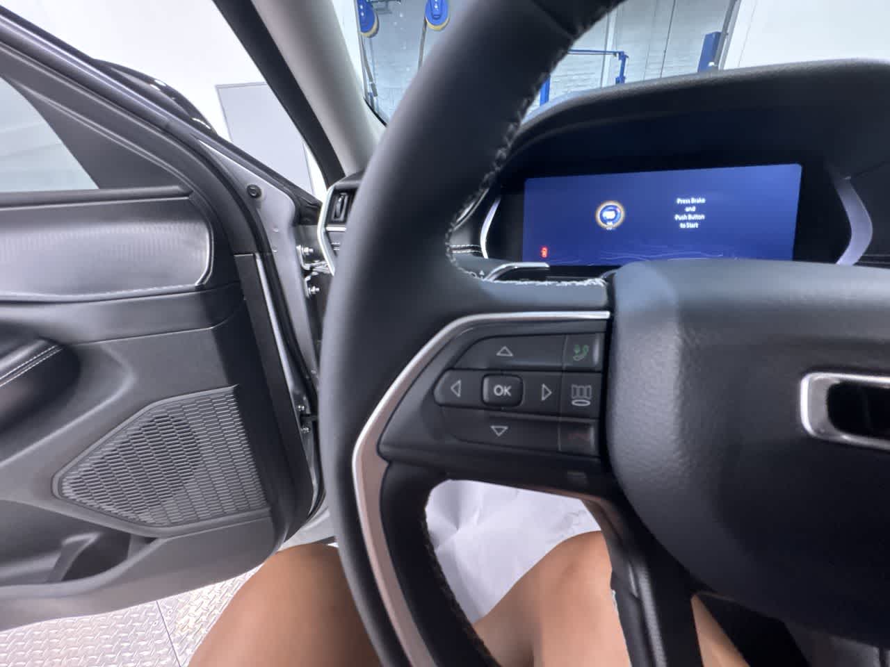 used 2024 Jeep Grand Cherokee L car, priced at $32,777