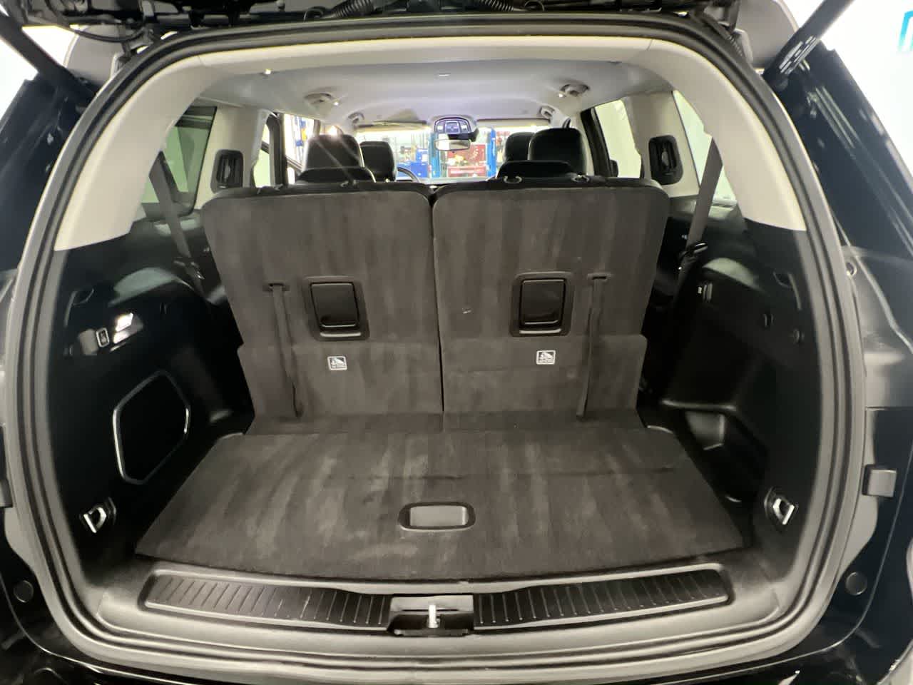 used 2021 Jeep Grand Cherokee L car, priced at $33,995