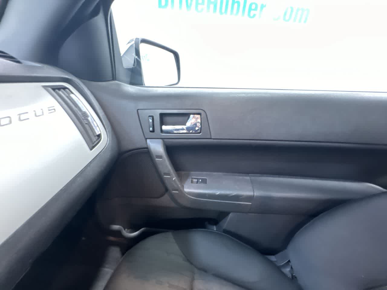 used 2008 Ford Focus car, priced at $4,995