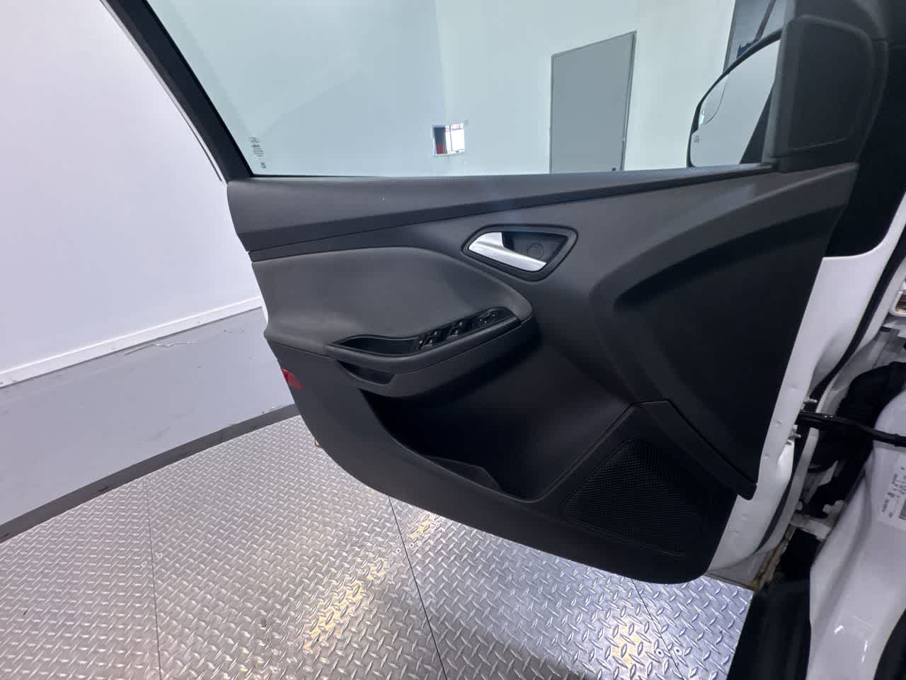 used 2012 Ford Focus car, priced at $5,500