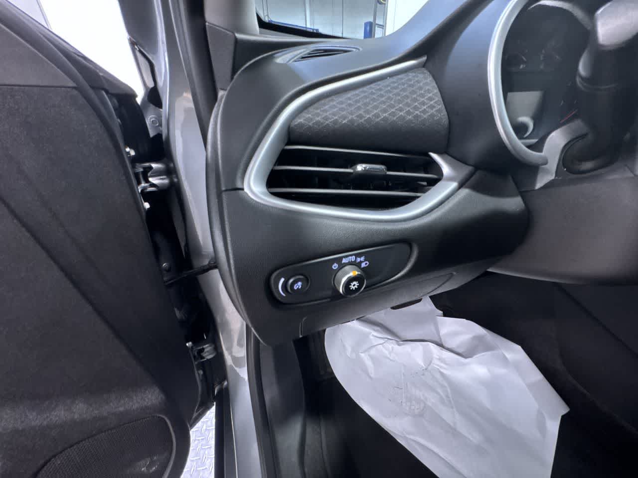 used 2024 Chevrolet Malibu car, priced at $22,995