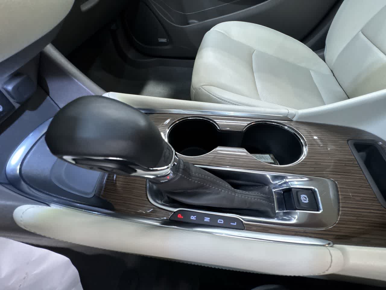 used 2024 Chevrolet Malibu car, priced at $28,995