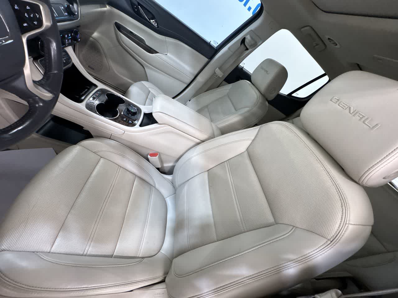 used 2021 GMC Acadia car, priced at $30,995