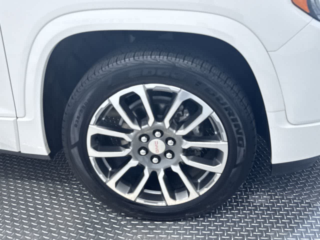 used 2021 GMC Acadia car, priced at $30,995