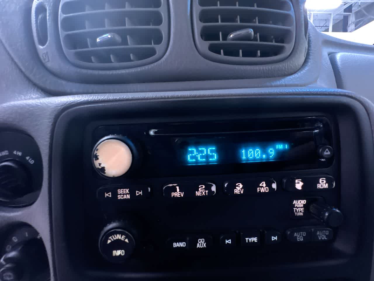 used 2005 Chevrolet TrailBlazer car, priced at $7,777