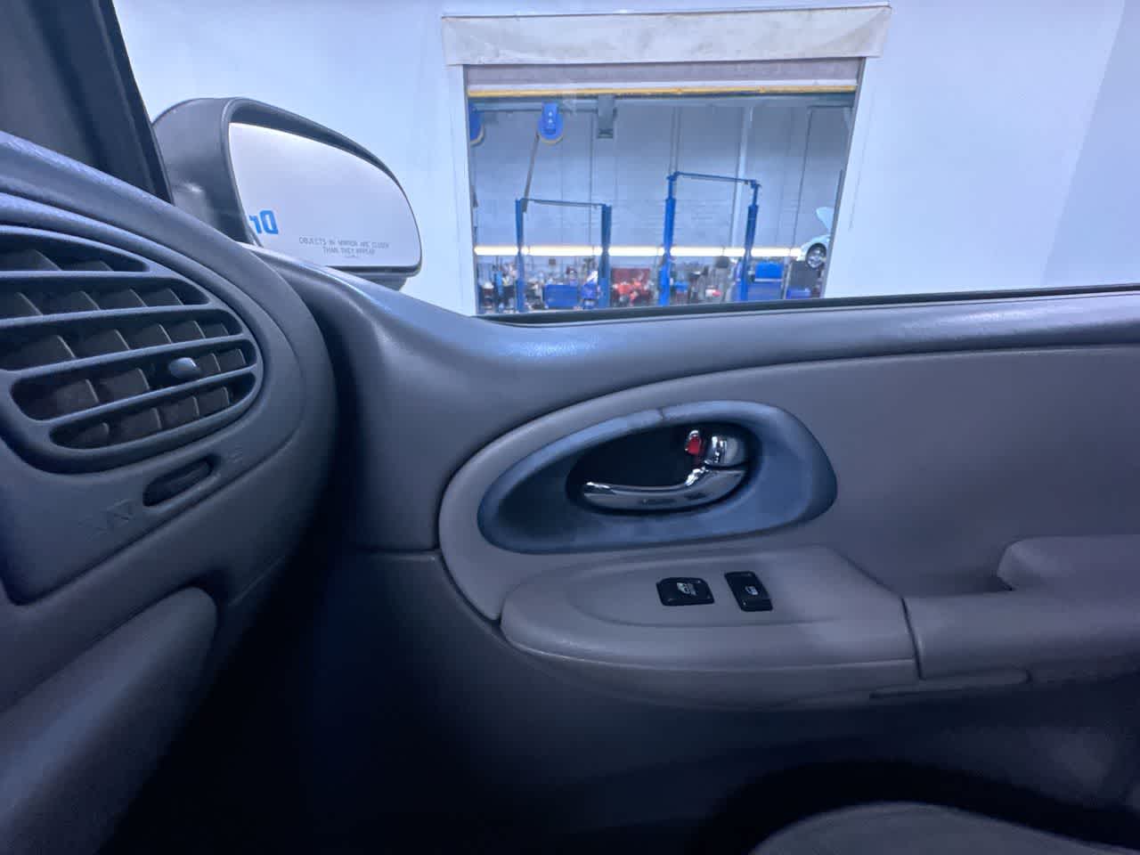 used 2005 Chevrolet TrailBlazer car, priced at $7,777