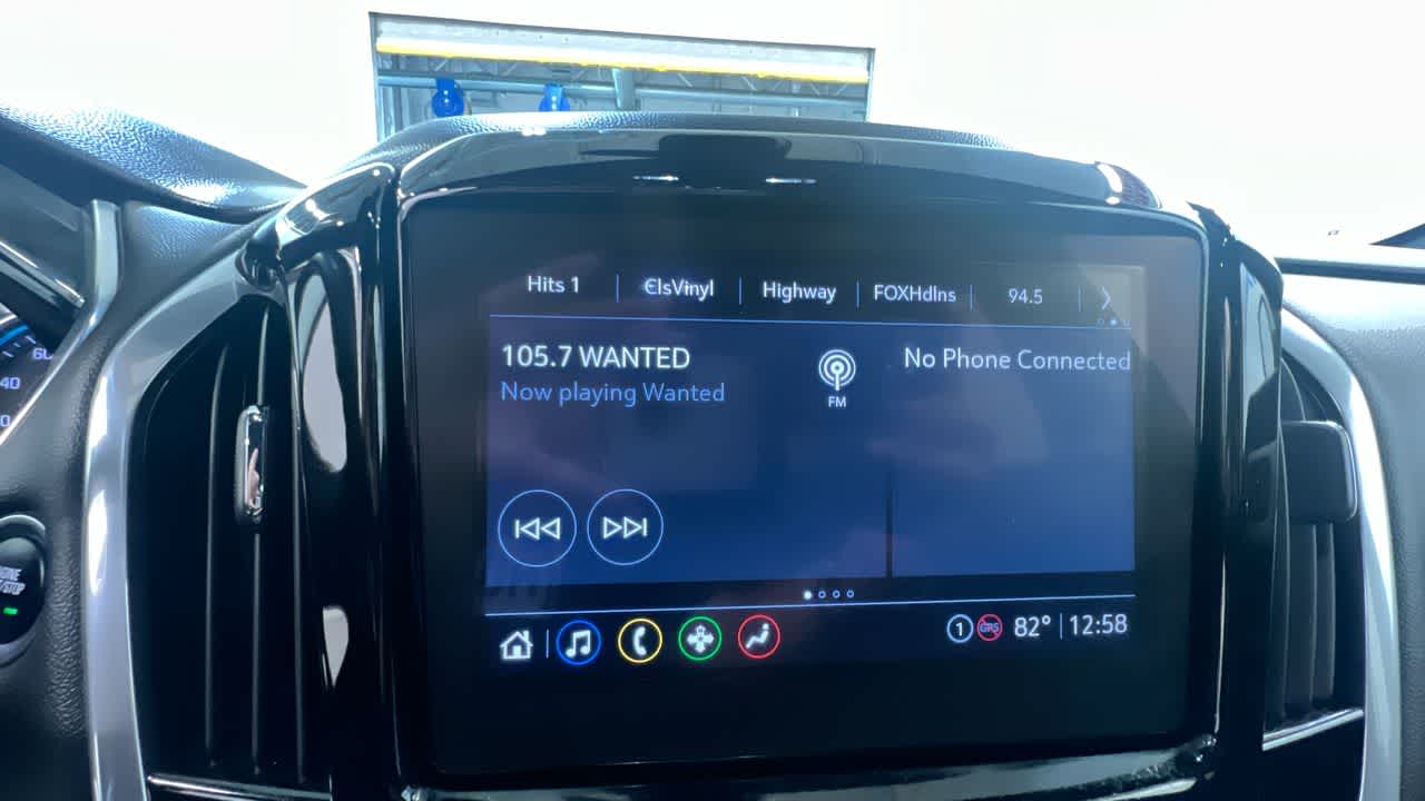 used 2022 Chevrolet Traverse car, priced at $31,995