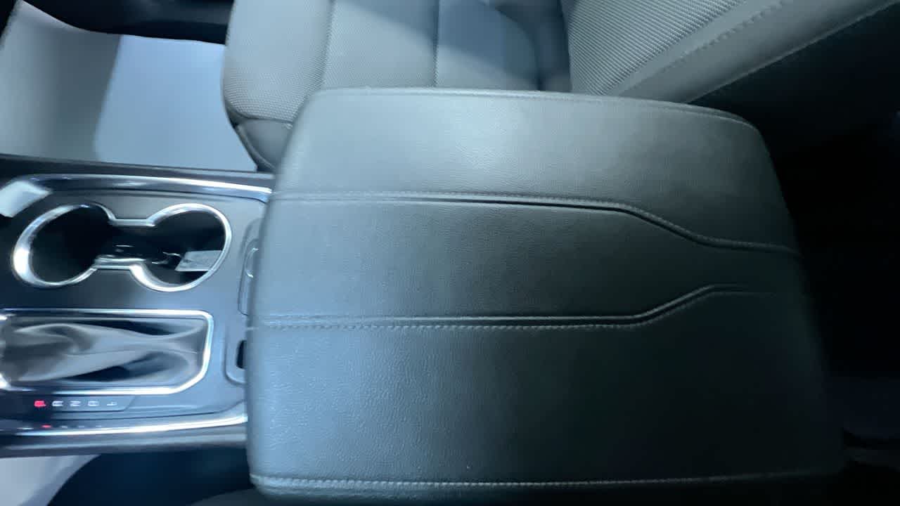 used 2022 Chevrolet Traverse car, priced at $31,995