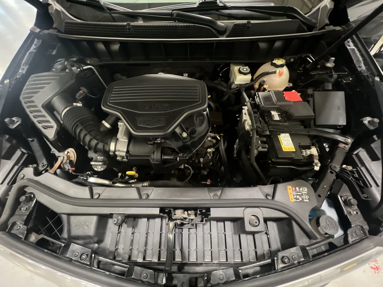 used 2017 Cadillac XT5 car, priced at $15,777