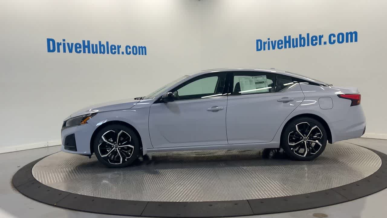 new 2025 Nissan Altima car, priced at $32,038