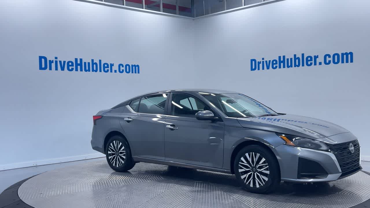 used 2023 Nissan Altima car, priced at $22,995