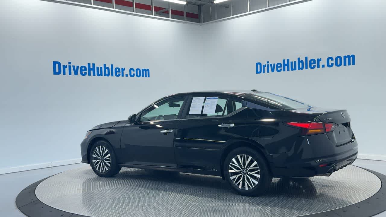 used 2023 Nissan Altima car, priced at $21,995