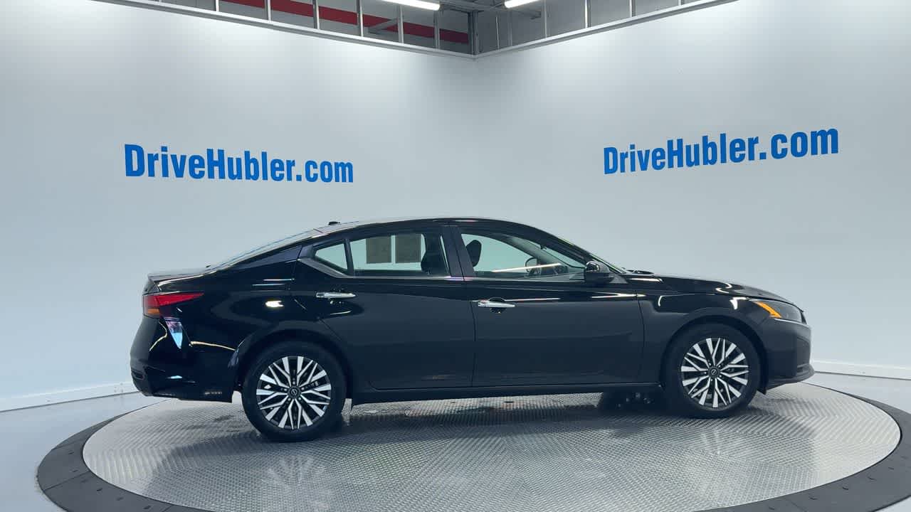 used 2023 Nissan Altima car, priced at $21,995