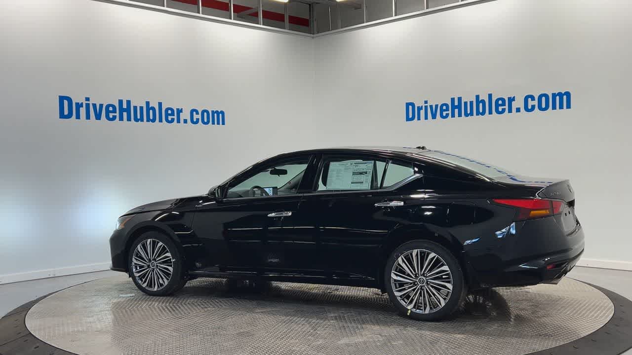 new 2025 Nissan Altima car, priced at $34,698