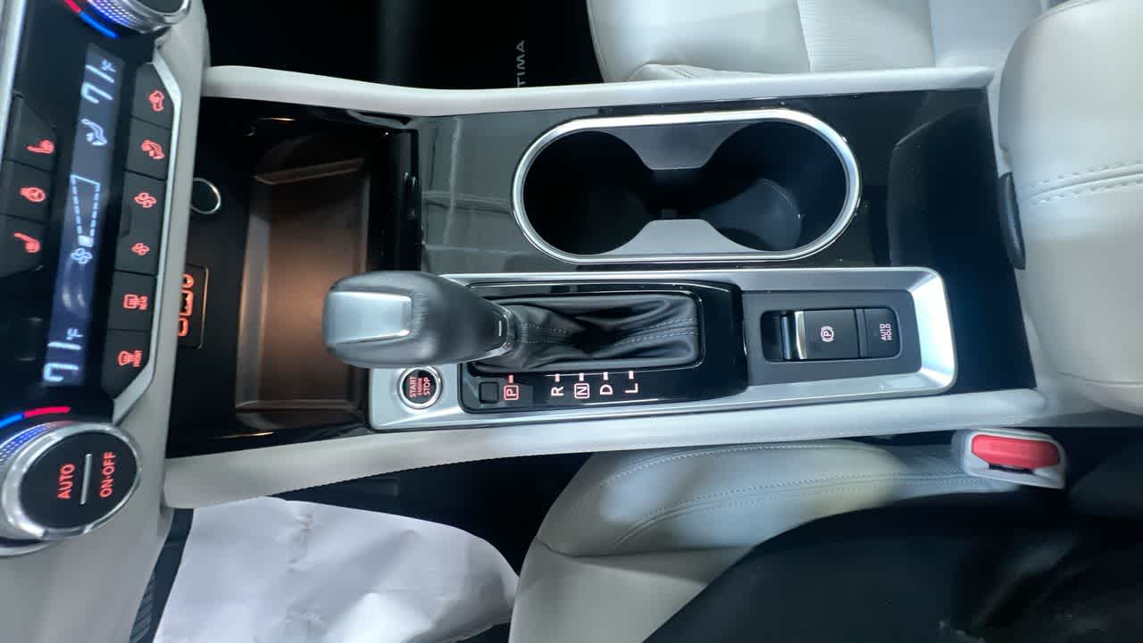 used 2022 Nissan Altima car, priced at $29,995