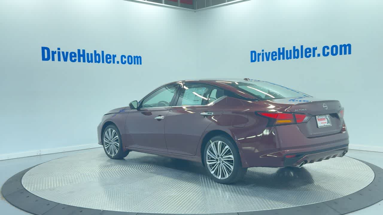 new 2025 Nissan Altima car, priced at $34,618