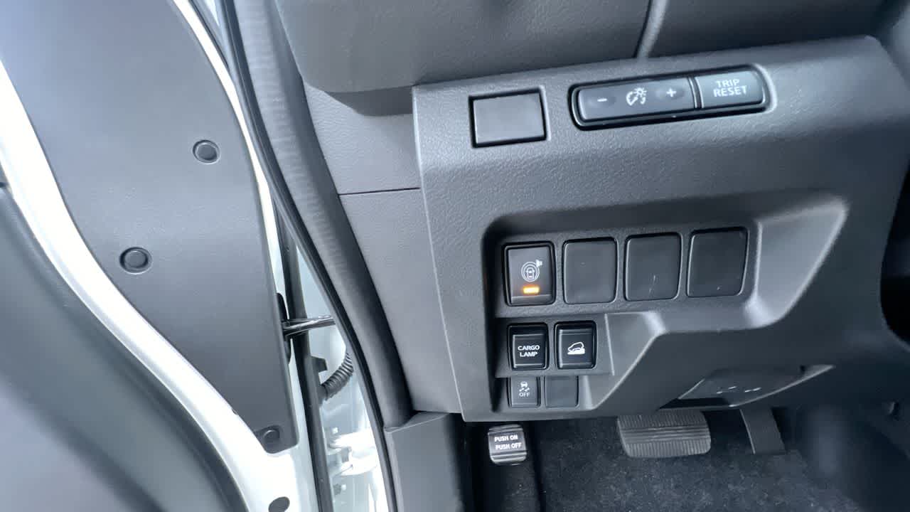 new 2025 Nissan Frontier car, priced at $33,419