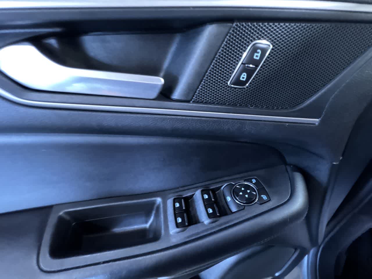 used 2023 Ford Edge car, priced at $16,777