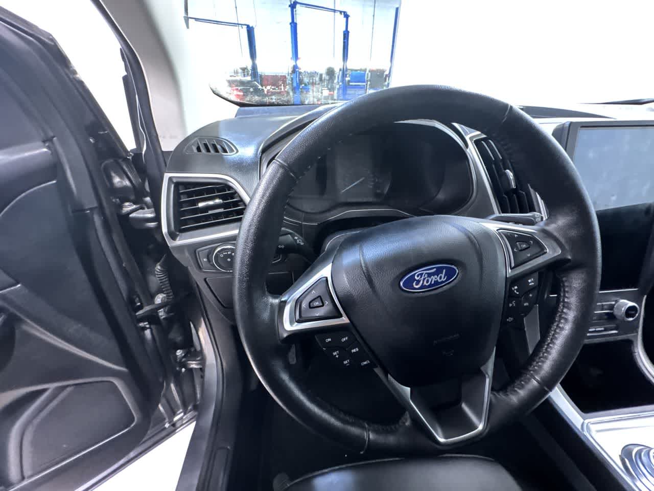 used 2022 Ford Edge car, priced at $22,995