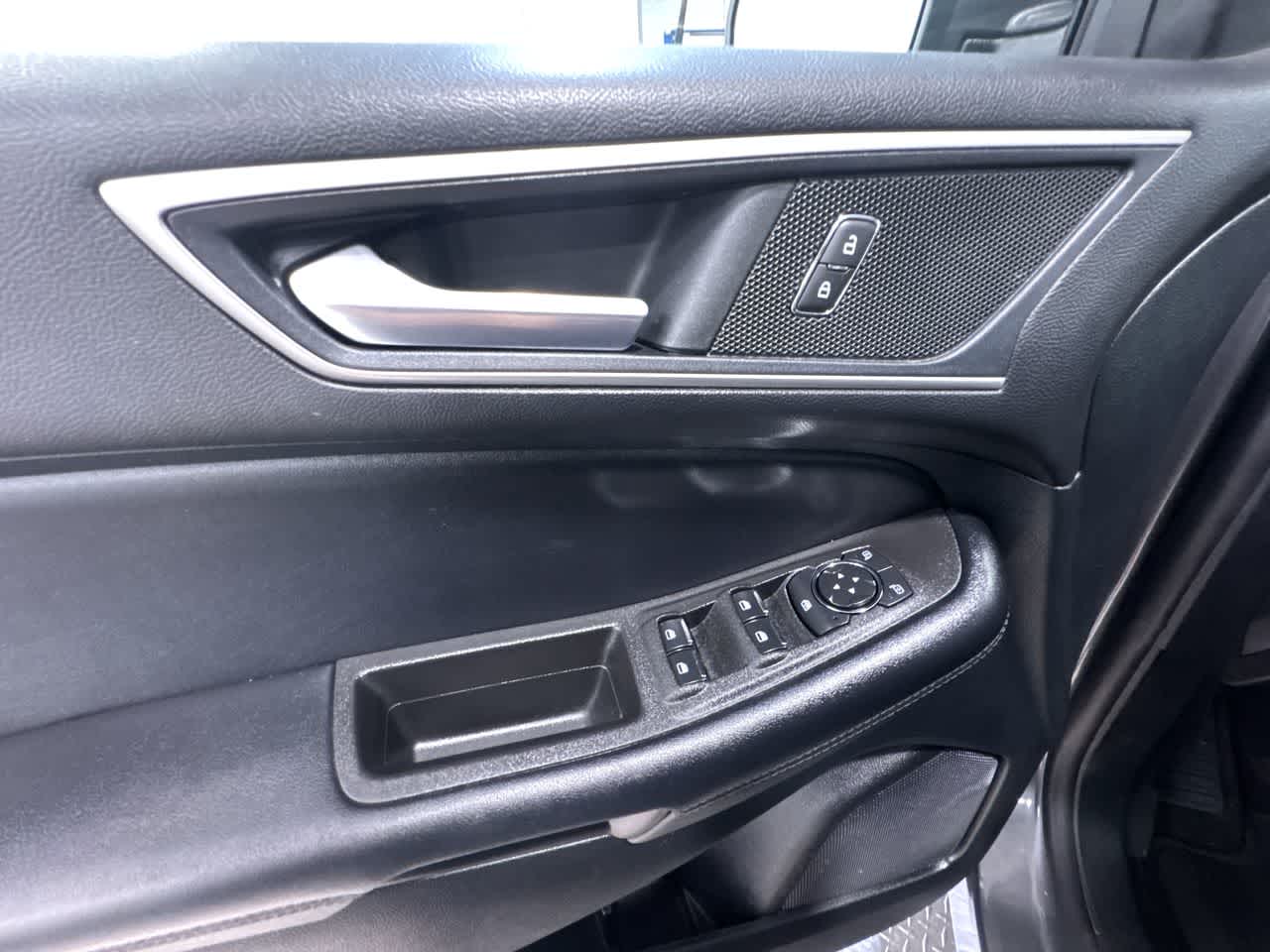 used 2022 Ford Edge car, priced at $22,995