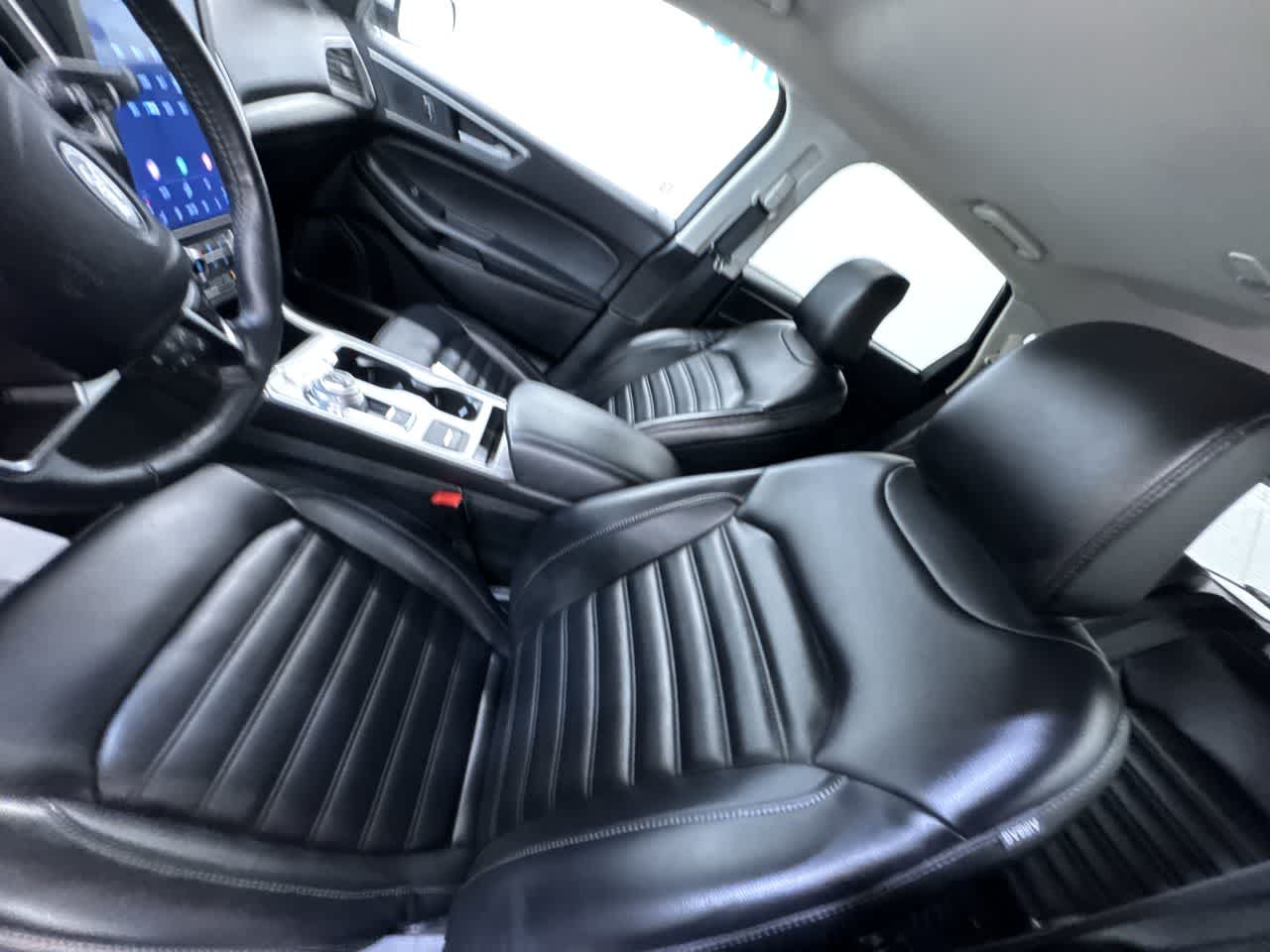 used 2024 Ford Edge car, priced at $26,995