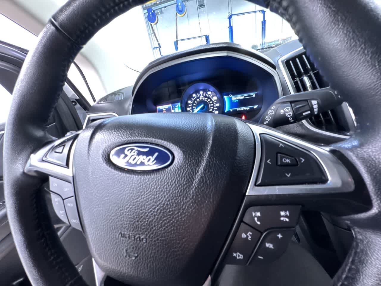 used 2024 Ford Edge car, priced at $26,995