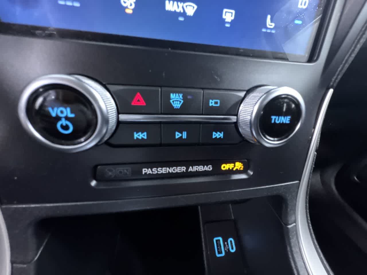 used 2024 Ford Edge car, priced at $26,995