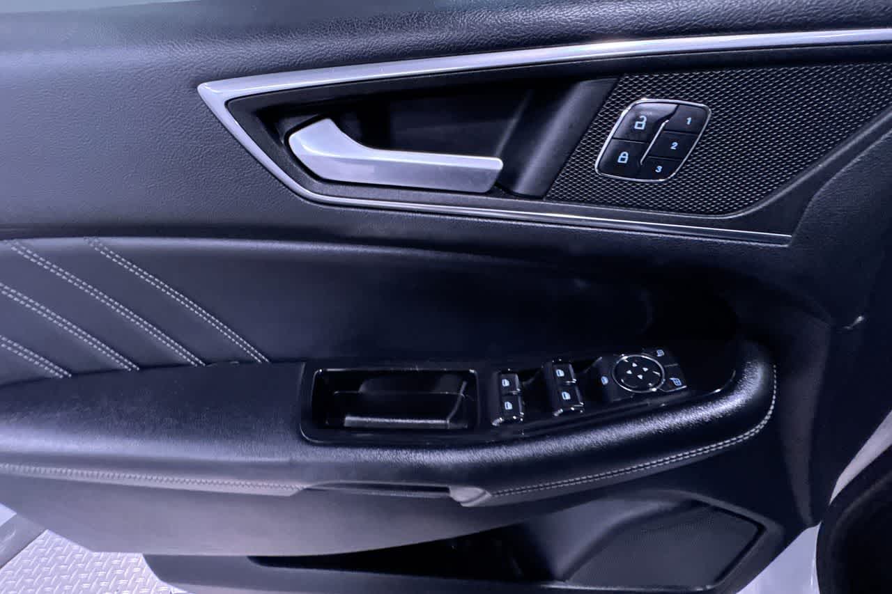 used 2015 Ford Edge car, priced at $14,777