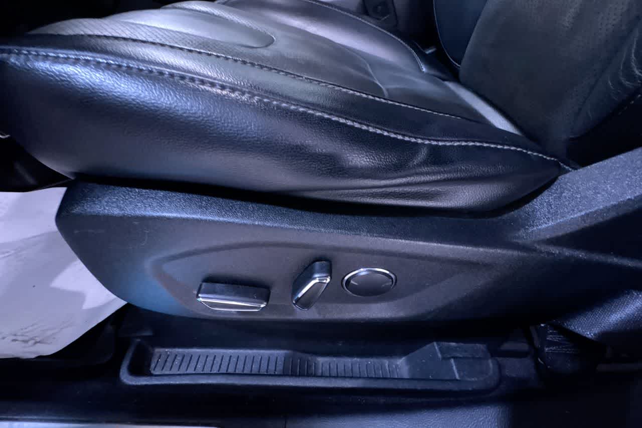 used 2015 Ford Edge car, priced at $14,777