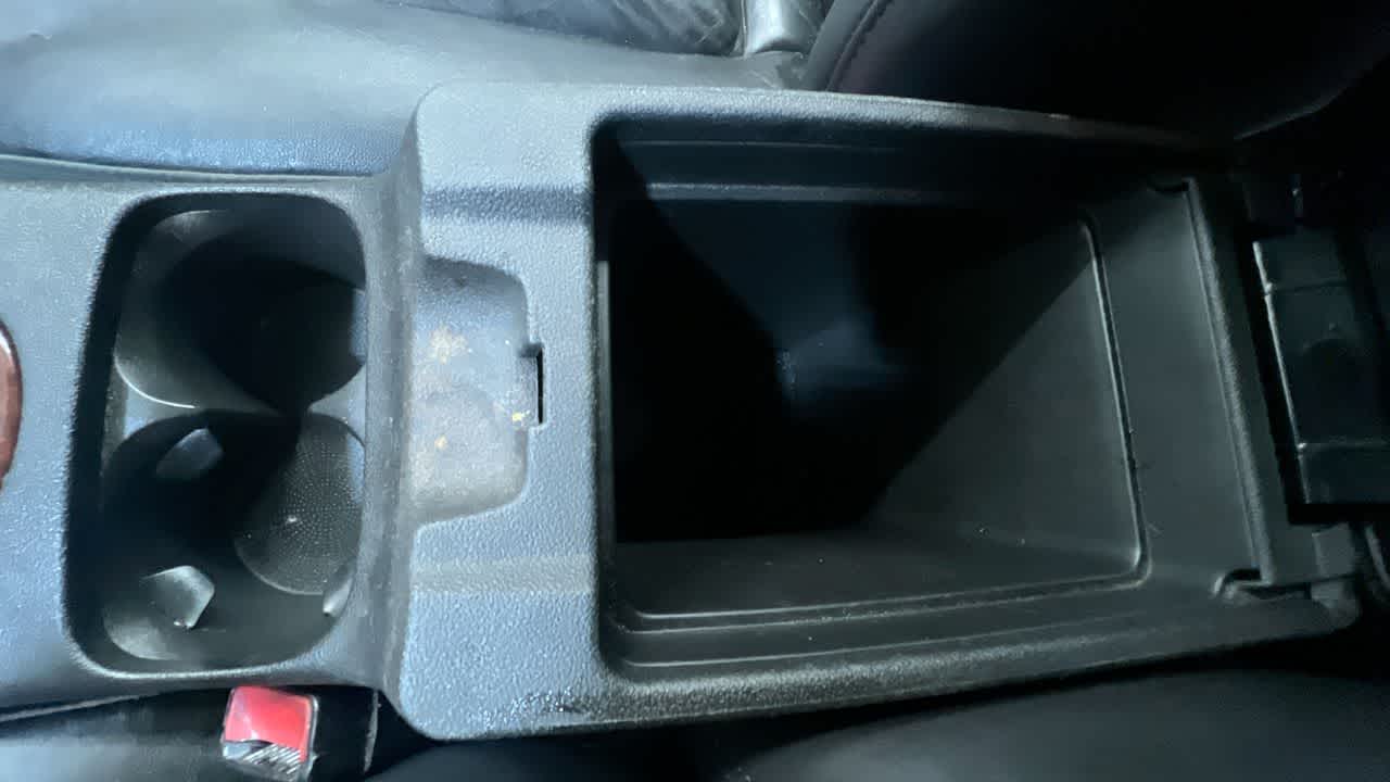 used 2010 Chevrolet Impala car, priced at $5,000