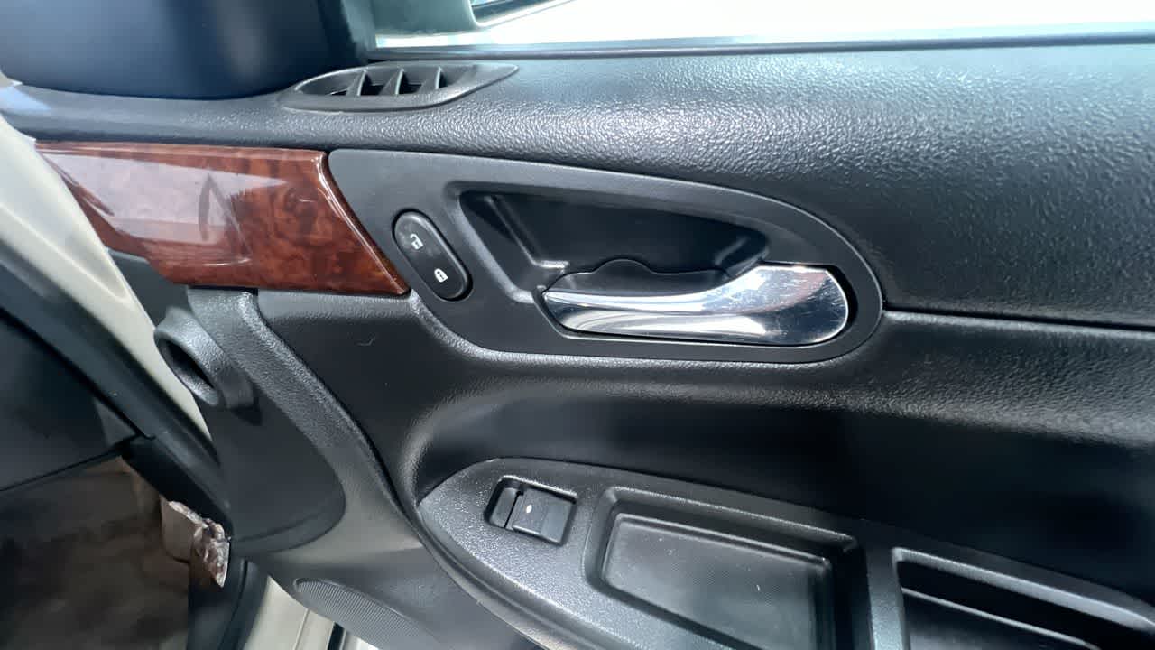 used 2010 Chevrolet Impala car, priced at $5,000